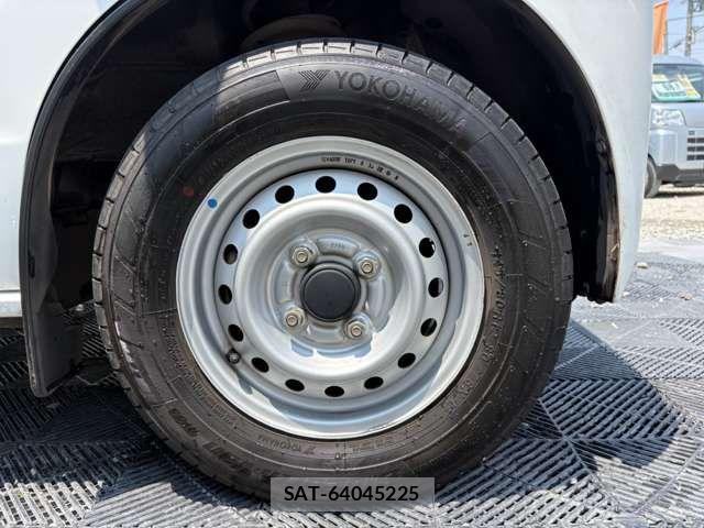 Nissan CLIPPER 2022-06 8337239-10