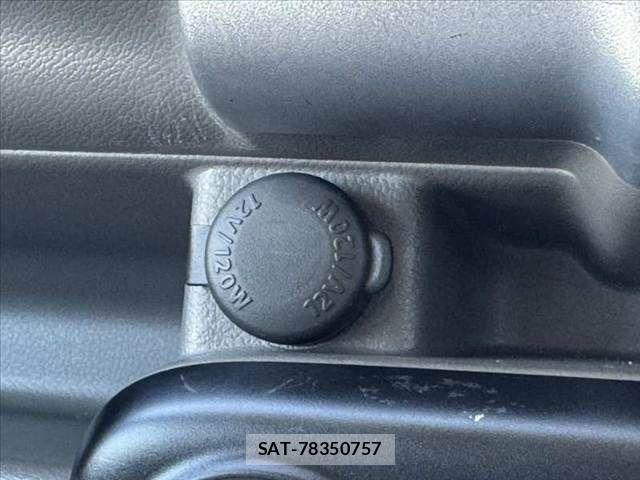 Nissan CLIPPER 2015-04 8355274-28