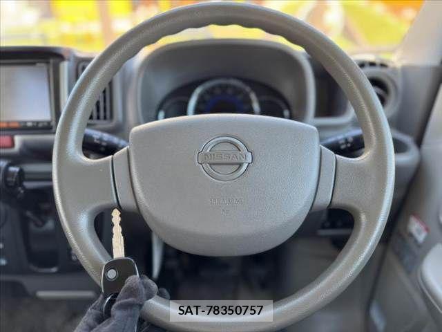 Nissan CLIPPER 2015-04 8355274-4