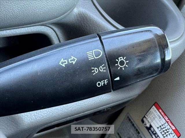 Nissan CLIPPER 2015-04 8355274-5