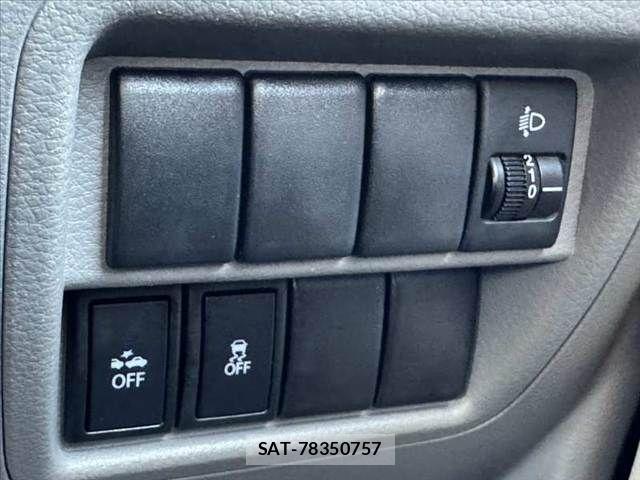 Nissan CLIPPER 2015-04 8355274-6