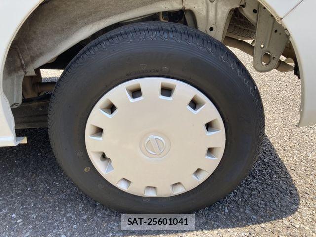 Nissan CLIPPER 2016-06 8355277-10
