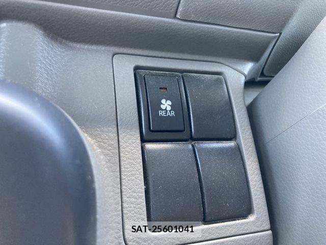 Nissan CLIPPER 2016-06 8355277-19