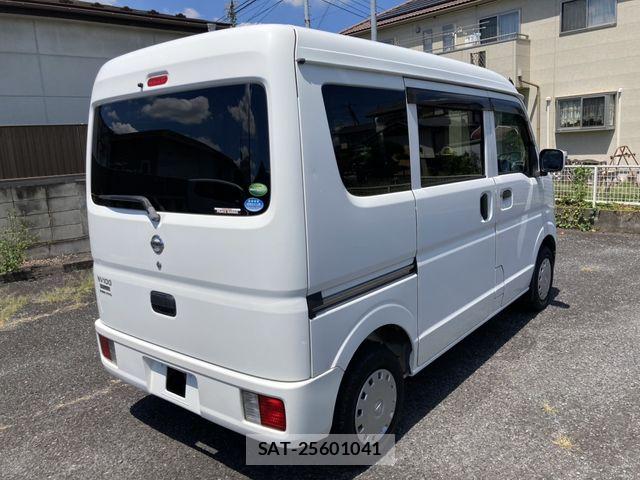 Nissan CLIPPER 2016-06 8355277-2
