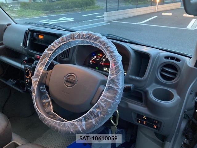 Nissan CLIPPER 2022-02 8367911-13
