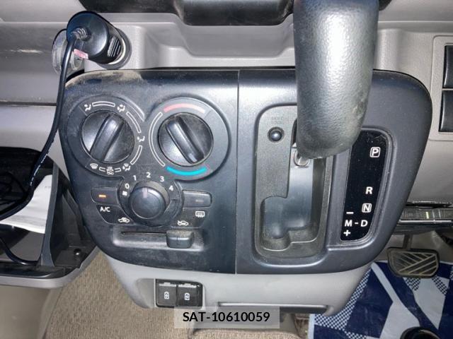 Nissan CLIPPER 2022-02 8367911-21