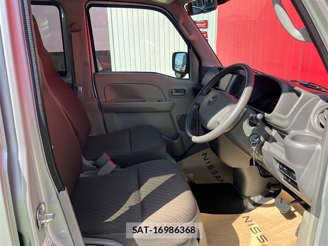 Nissan CLIPPER 2021-06 8367909-10
