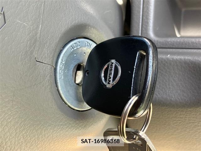 Nissan CLIPPER 2021-06 8367909-23