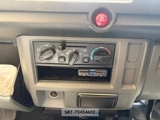 Nissan CLIPPER 2013-11 8367912-12