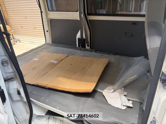 Nissan CLIPPER 2013-11 8367912-7
