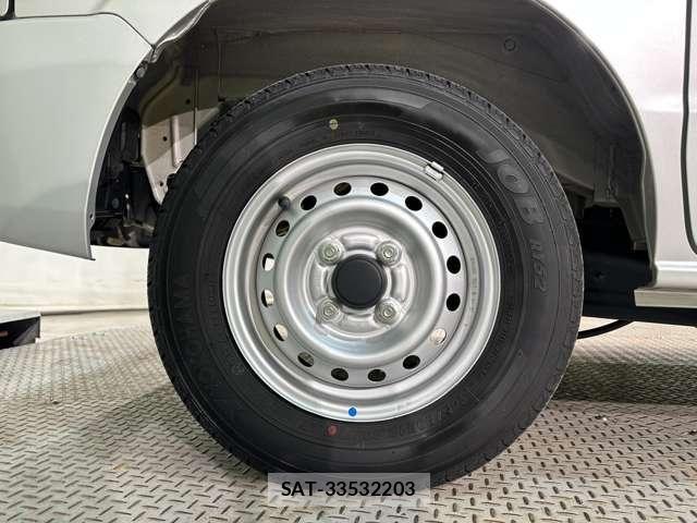 Nissan CLIPPER 2021-06 8414132-27