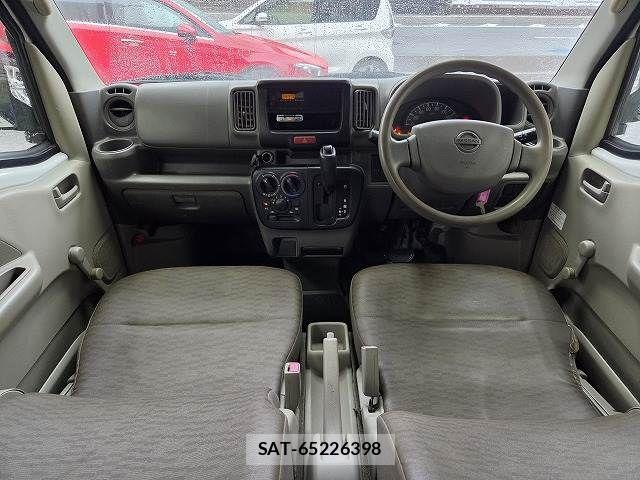 Nissan CLIPPER 2016-06 8414139-1