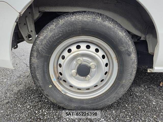 Nissan CLIPPER 2016-06 8414139-25