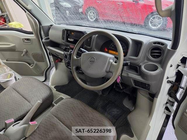Nissan CLIPPER 2016-06 8414139-29