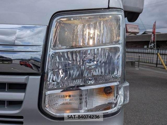 Nissan CLIPPER 2022-10 8414133-12