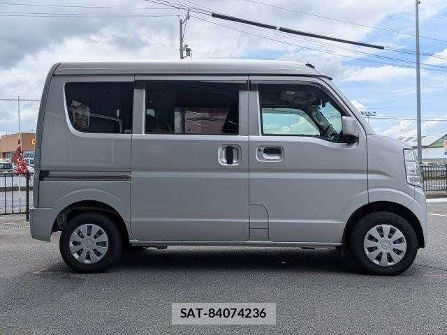 Nissan CLIPPER 2022-10 8414133-16