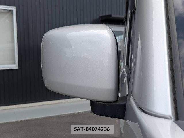 Nissan CLIPPER 2022-10 8414133-24