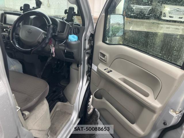 Nissan CLIPPER 2016-11 8414143-12