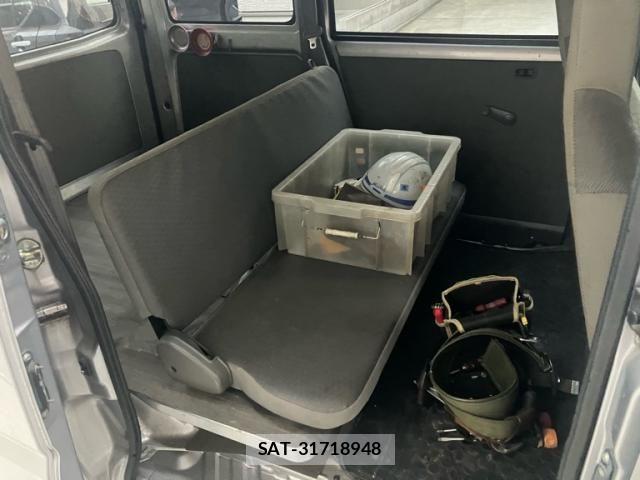 Nissan CLIPPER 2013-01 8438658-14