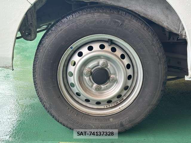 Nissan CLIPPER 2026-06 8438023-14