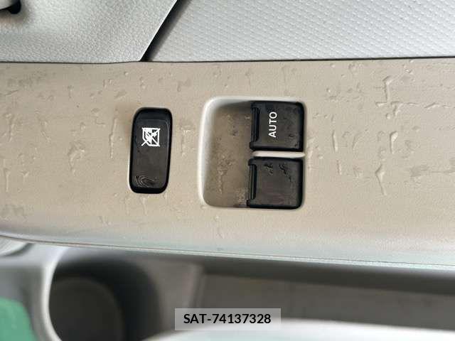 Nissan CLIPPER 2026-06 8438023-15