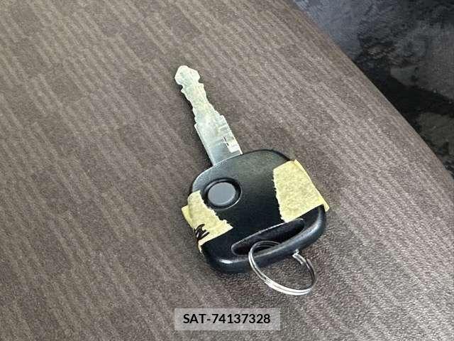 Nissan CLIPPER 2026-06 8438023-16