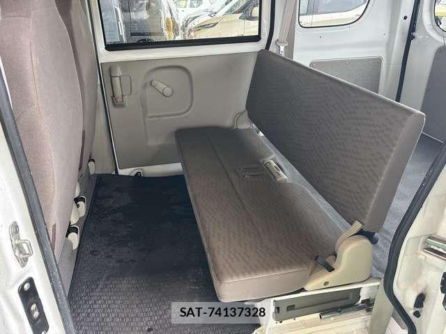 Nissan CLIPPER 2026-06 8438023-5
