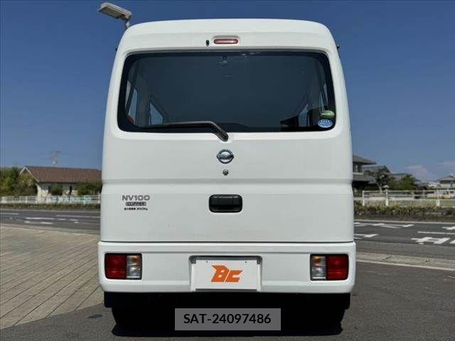 Nissan CLIPPER 2017-06 8563058-13