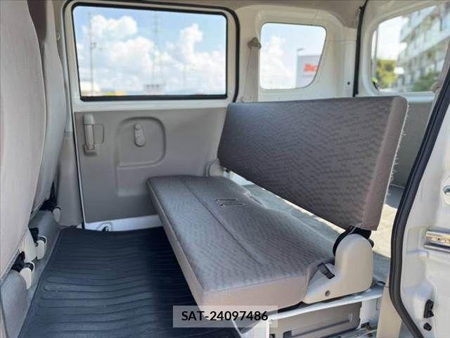 Nissan CLIPPER 2017-06 8563058-17