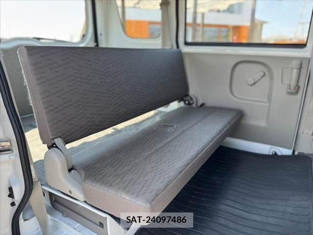 Nissan CLIPPER 2017-06 8563058-18