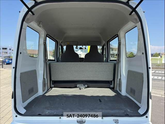 Nissan CLIPPER 2017-06 8563058-19