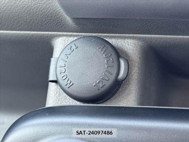 Nissan CLIPPER 2017-06 8563058-24