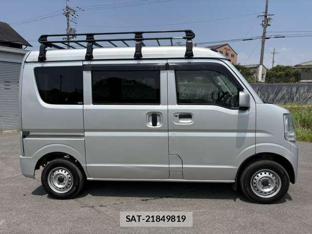 Nissan CLIPPER 2021-05 8563060-3