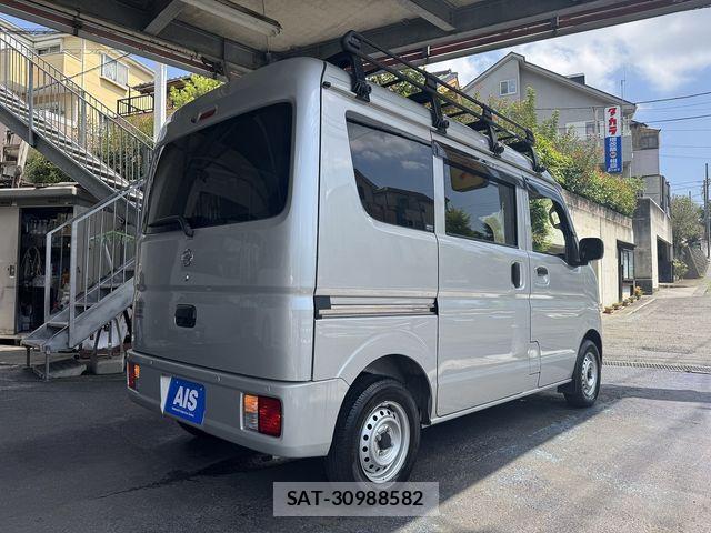 Nissan CLIPPER 2021-06 8563061-11