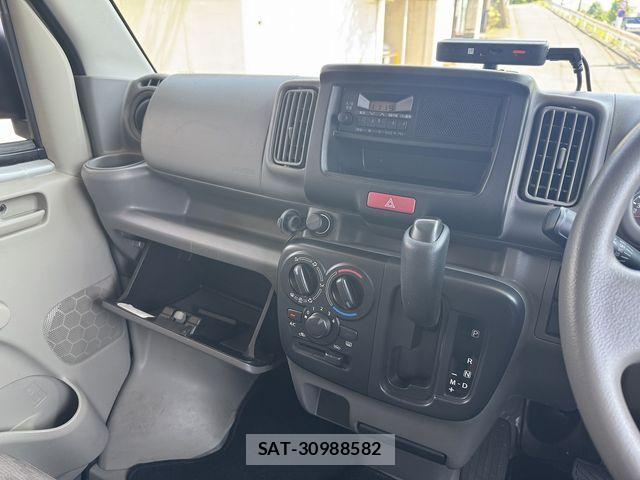Nissan CLIPPER 2021-06 8563061-16
