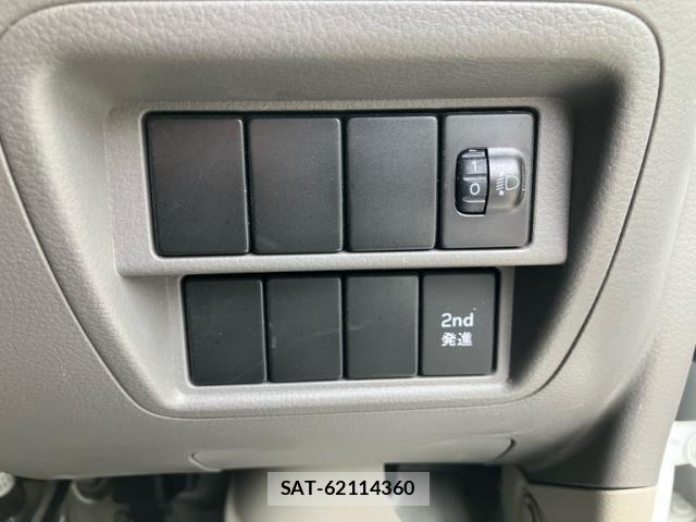 Nissan CLIPPER 2021-06 8628210-12