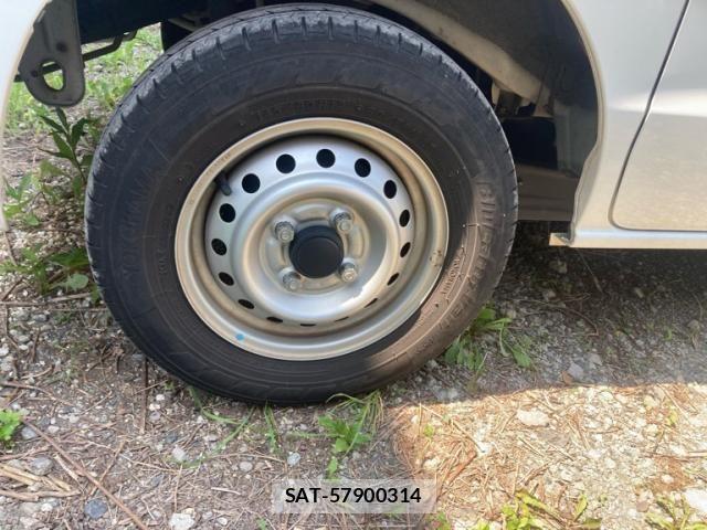 Nissan CLIPPER 2019-05 8628208-4