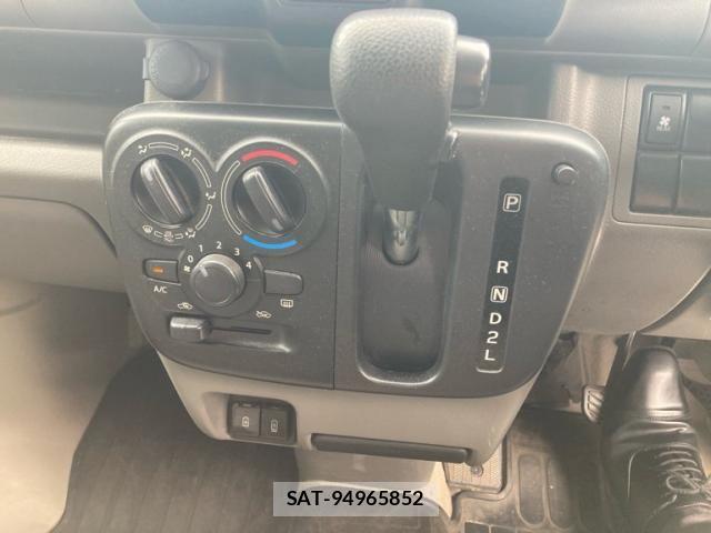 Nissan CLIPPER 2023-08 8660814-18