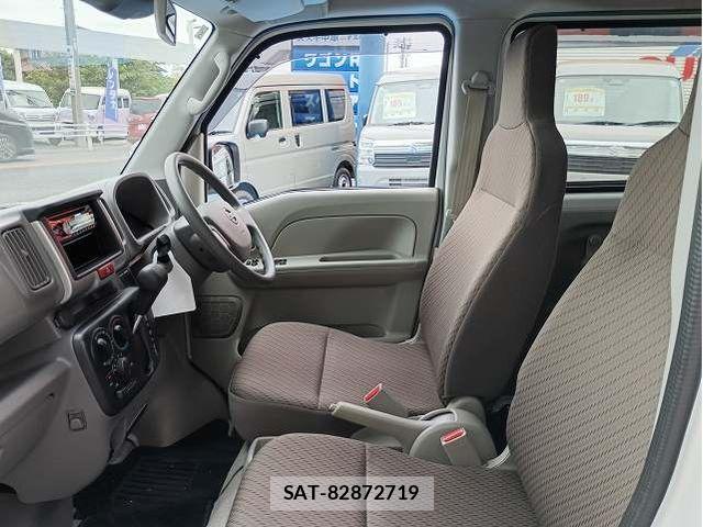 Nissan CLIPPER 2022-05 8660815-16