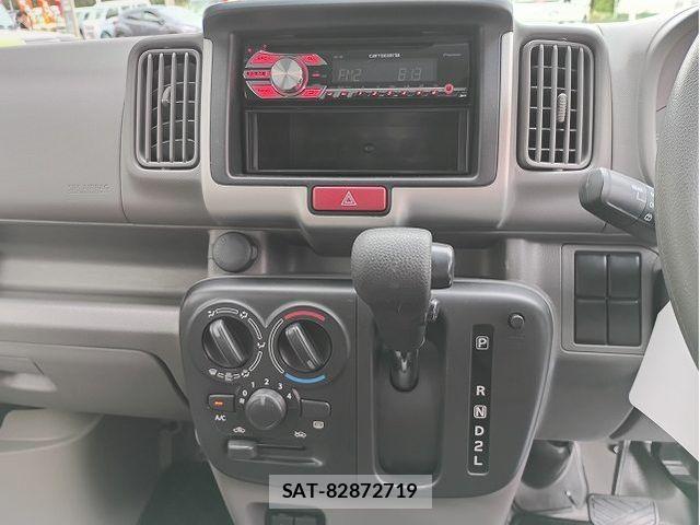 Nissan CLIPPER 2022-05 8660815-26