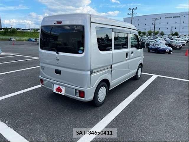 Nissan CLIPPER 2016-12 8660818-2