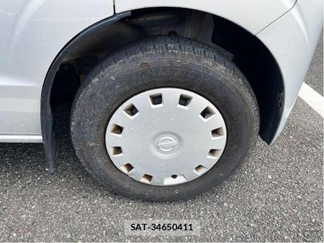 Nissan CLIPPER 2016-12 8660818-3