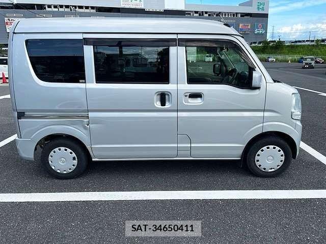 Nissan CLIPPER 2016-12 8660818-4