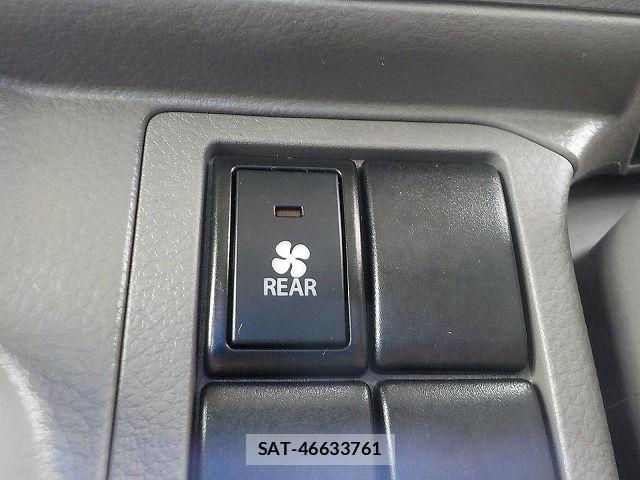Nissan CLIPPER 2022-06 8660812-12