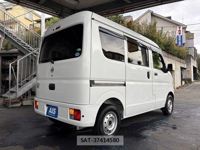 Nissan CLIPPER 2019-06 8744960-11