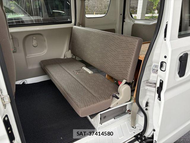 Nissan CLIPPER 2019-06 8744960-28