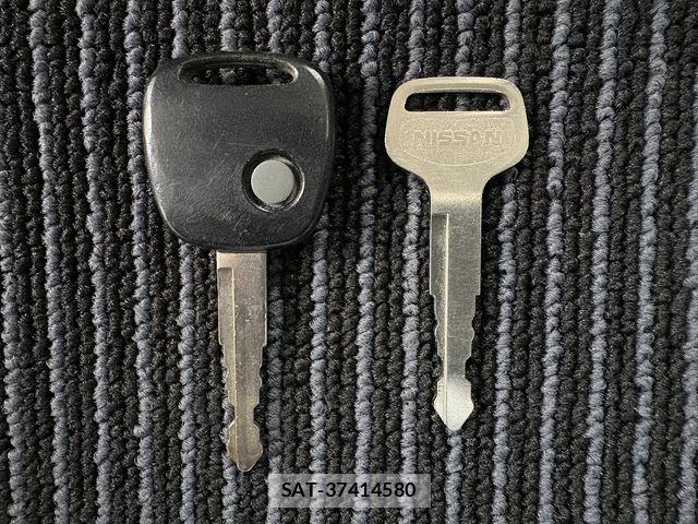 Nissan CLIPPER 2019-06 8744960-29