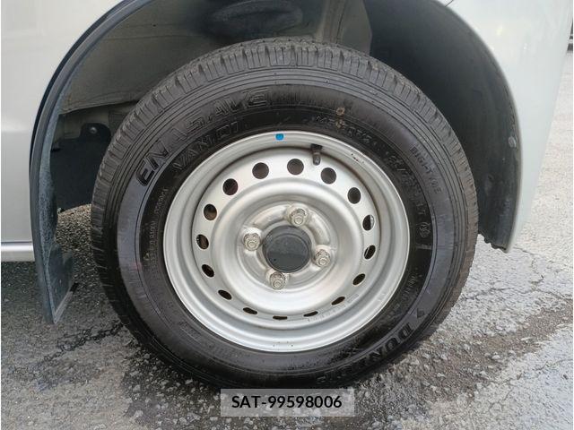 Nissan CLIPPER 2021-06 8744958-24