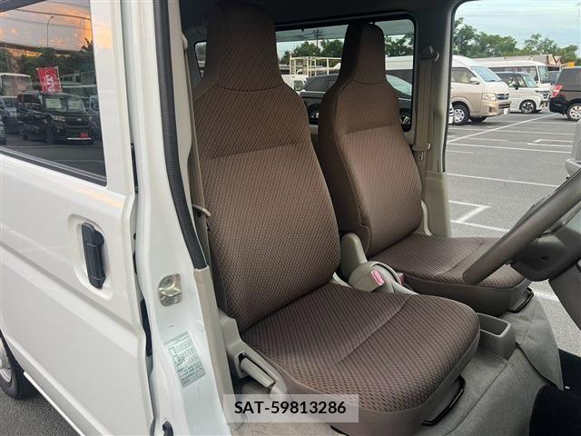 Nissan CLIPPER 2017-06 8744957-18