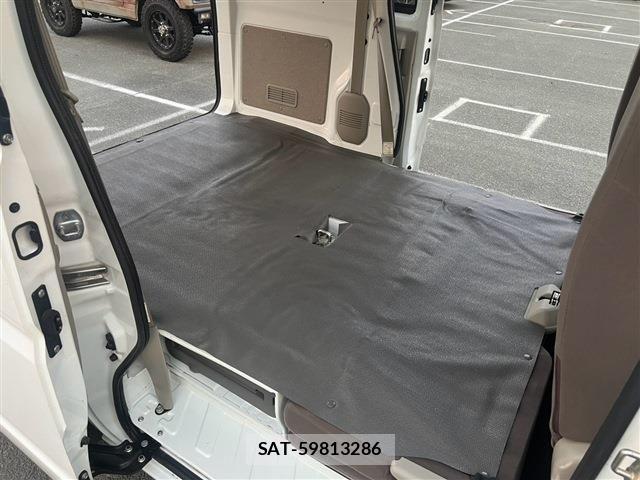 Nissan CLIPPER 2017-06 8744957-27